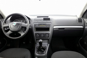 Skoda Octavia Comfortline Facelift 1.2 77kW (5 foto / 7)