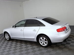 Audi A4 Comfortline ATM 1.8 88kW (4 foto / 7)
