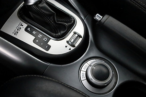 Mitsubishi Outlander Luxury Facelift ATM 2.2 Di-D 115kW (8 foto / 9)