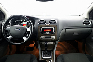 Ford Focus Ghia Facelift ATM 1.6 74kW (5 foto / 7)
