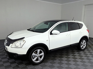 Nissan Qashqai Luxury 4x4 ATM 2.0 dCi 110kW (2 foto / 8)