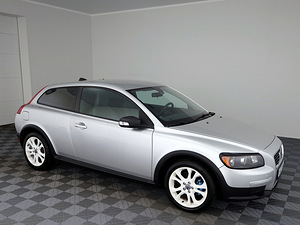Volvo C30 Momentum 1.6 D4 80kW (1 foto / 7)