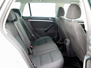 Volkswagen Golf Comfortline LPG ATM 1.2 77kW (7 foto / 8)