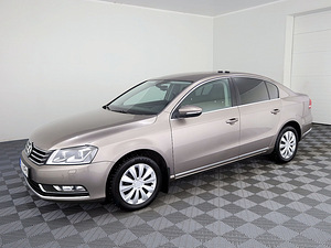 Volkswagen Passat Highline ATM 1.4 110kW (2 foto / 8)