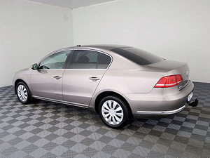 Volkswagen Passat Highline ATM 1.4 110kW (4 foto / 8)