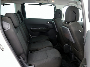 Peugeot 5008 Elegance ATM 1.6 HDi 80kW (7 foto / 9)