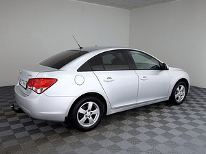 Chevrolet Cruze Comfort 1.8 104kW (3 foto / 7)