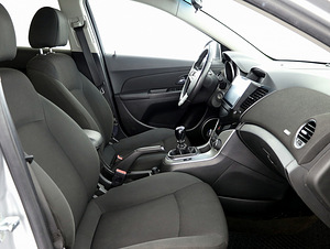 Chevrolet Cruze Comfort 1.8 104kW (6 foto / 7)