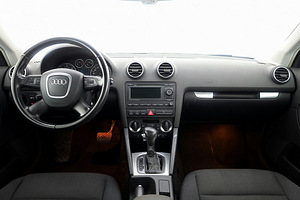 Audi A3 Sportback Facelift ATM 2.0 TDI 103kW (5 foto / 8)
