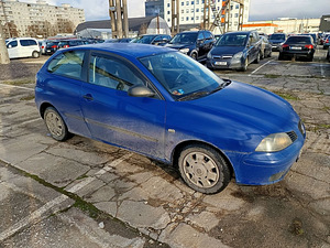 SEAT Ibiza Comfortline Facelift 1.4 55kW (1 foto / 6)