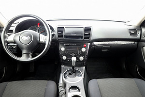 Subaru Legacy Facelift AWD ATM 2.0 121kW (5 foto / 7)