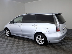 Mitsubishi Grandis Comfort LPG ATM 2.4 121kW (4 foto / 9)
