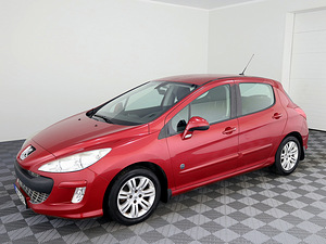 Peugeot 308 Elegance 1.6 88kW (2 foto / 7)
