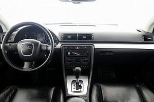 Audi A4 Highline ATM 1.8 120kW (5 foto / 7)