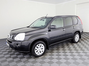 Nissan X-Trail Comfort 4x4 ATM 2.0 104kW (2 foto / 7)