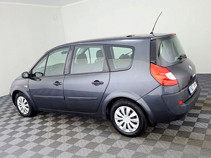 Renault Grand Scenic Comfort 1.5 dCi 78kW (4 foto / 8)