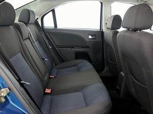 Ford Mondeo Comfort Facelift 1.8 92kW (7 foto / 7)