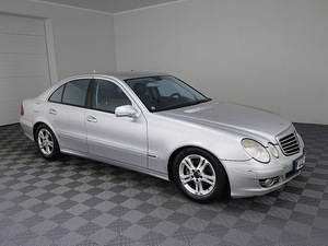 Mercedes-Benz E 220 Avantgarde Facelift ATM 2.1 CDI 125kW (1 foto / 7)