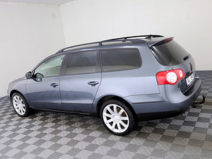 Volkswagen Passat Comfortline Facelift 2.0 TDI 81kW (4 foto / 7)
