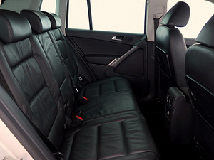 Volkswagen Tiguan Highline 4x4 ATM 2.0 125kW (7 foto / 7)