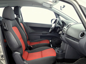 Mitsubishi Colt Facelift 1.3 70kW (6 foto / 7)