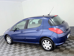 Peugeot 308 Elegance 1.6 HDi 80kW (4 foto / 7)