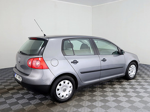Volkswagen Golf Comfortline 1.4 59kW (3 foto / 7)