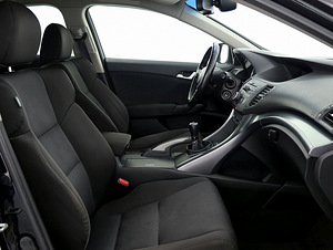 Honda Accord Facelift 2.0 115kW (6 foto / 8)