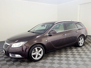 Opel Insignia Sports Tourer Cosmo 2.0 CDTi 118kW (2 foto / 8)