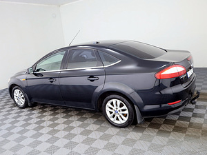 Ford Mondeo Ghia 2.0 TDCi 103kW (4 foto / 7)