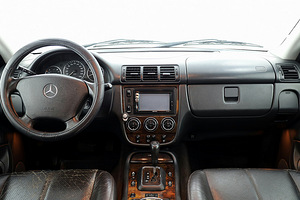 Mercedes-Benz ML 270 Final Edition ATM 2.7 CDI 120kW (5 foto / 8)