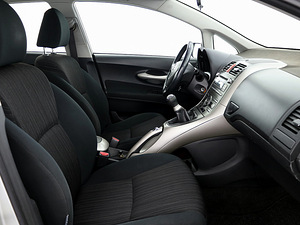 Toyota Auris Linea Sol 1.6 91kW (6 foto / 8)