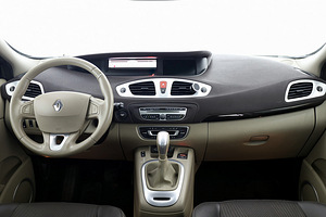 Renault Scenic Xmod ATM 2.0 dCi 110kW (5 foto / 9)