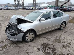 Skoda Octavia Comfortline Facelift 1.6 TDI 77kW (2 foto / 7)