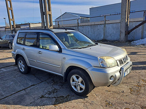 Nissan X-Trail Comfort 4x4 Facelift 2.2 dCi 100kW (1 foto / 7)