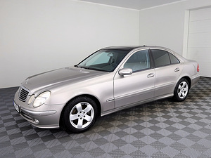 Mercedes-Benz E 320 Avantgarde ATM 3.2 165kW (2 foto / 8)