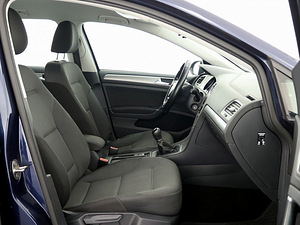 Volkswagen Golf Comfortline 1.4 90kW (6 foto / 7)