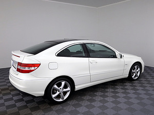 Mercedes-Benz CLC 160 Avantgarde 1.6 95kW (3 foto / 8)