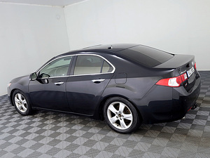 Honda Accord Luxury ATM 2.4 148kW (4 foto / 8)