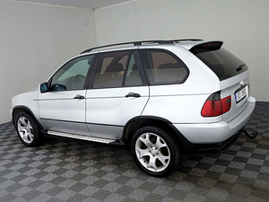 BMW X5 Sportpakett ATM 2.9 D 135kW (4 foto / 9)