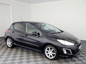 Peugeot 308 Elegance Facelift 1.6 88kW (1 foto / 7)