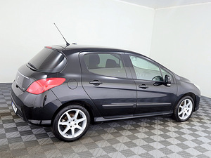 Peugeot 308 Elegance Facelift 1.6 88kW (3 foto / 7)