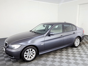 BMW 318 Business ATM 2.0 105kW (2 foto / 7)