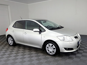 Toyota Auris Linea Sol ATM 1.6 91kW (1 foto / 8)