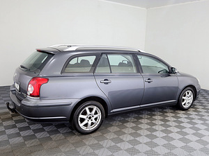 Toyota Avensis Linea Sol Facelift 2.2 D-4D 110kW (3 foto / 8)