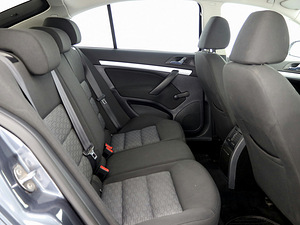 Skoda Octavia Comfortline Facelift 1.6 75kW (7 foto / 7)