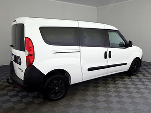 Fiat Doblo Maxi Passenger 1.6 JTD 77kW (3 foto / 7)