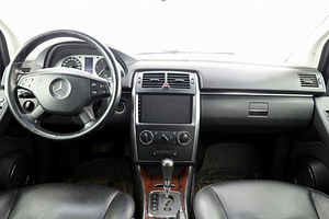 Mercedes-Benz B 180 Avantgarde ATM 2.0 CDI 80kW (5 foto / 7)