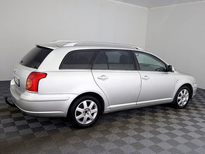Toyota Avensis Linea Sol 2.0 D-4D 85kW (3 foto / 8)