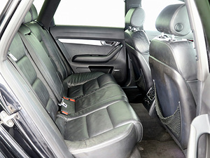 Audi A6 S-Line Quattro ATM 3.0 TDI 171kW (7 foto / 9)